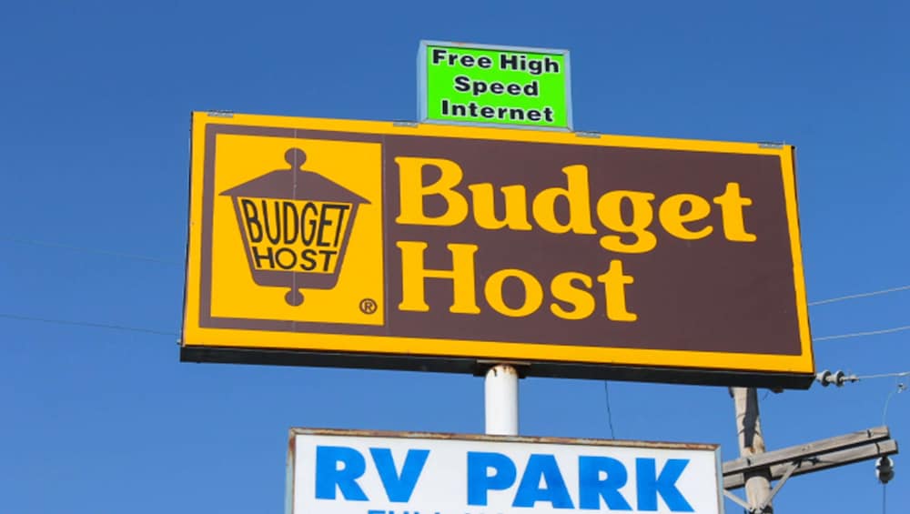 Junction City Vacations - Budget Host Golden Wheat Motel - Property Image 7