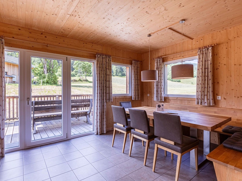 Modern Chalet With Infrared Sauna