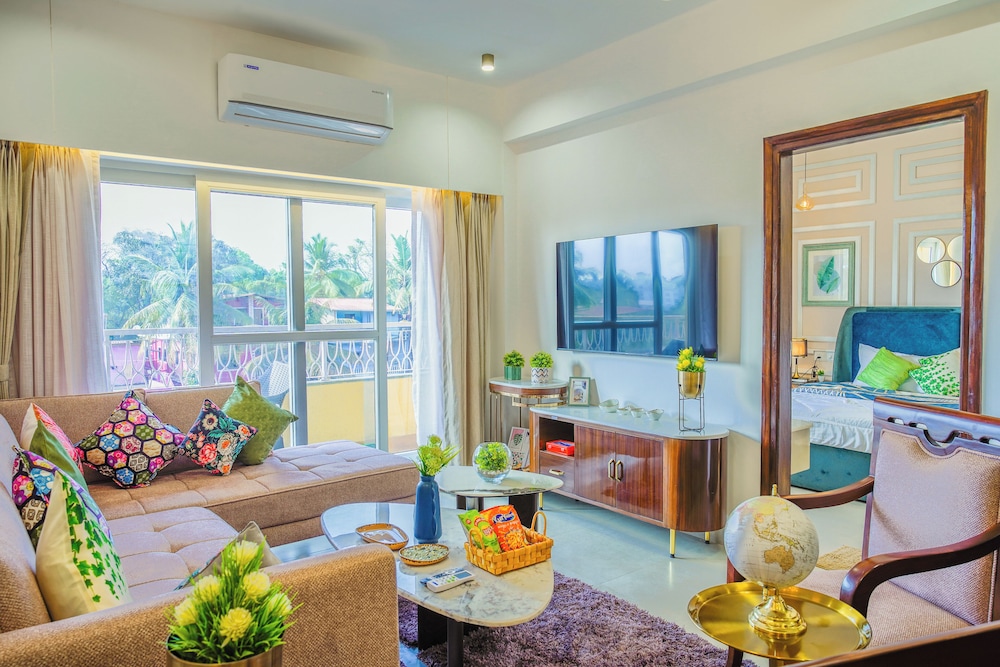 Alaya Stays Veera Marina 2BHK