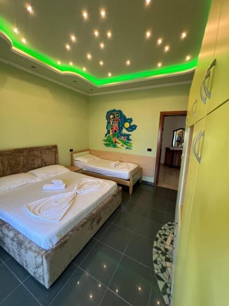 Green Garden Villa