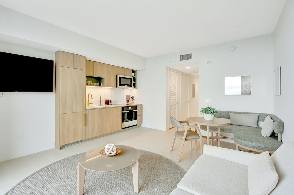 Miami Boutique Suites