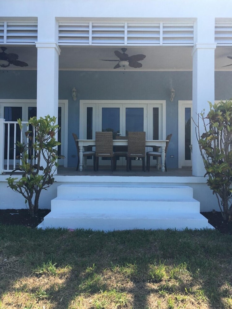 Blue Orchid Villa