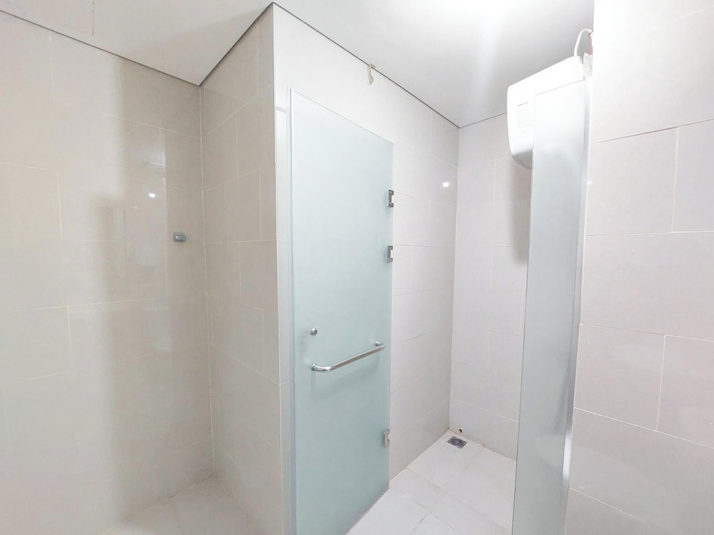 Homey And Compact 2Br Podomoro City Deli Medan Apartment