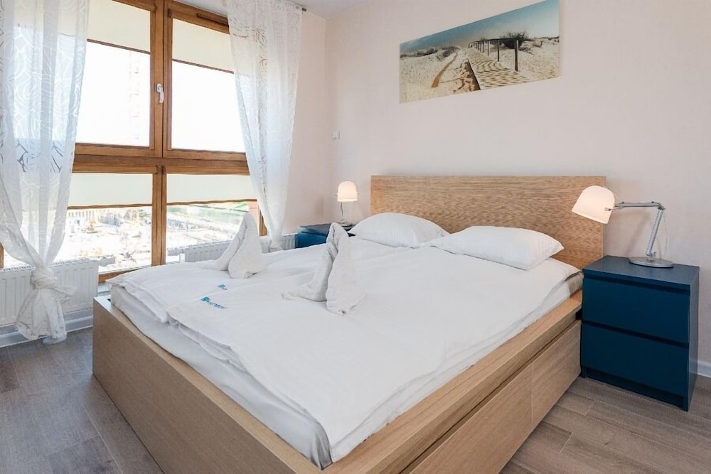 Apartinfo Island Apartments