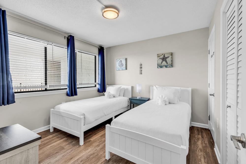 Bluewater Resort 803