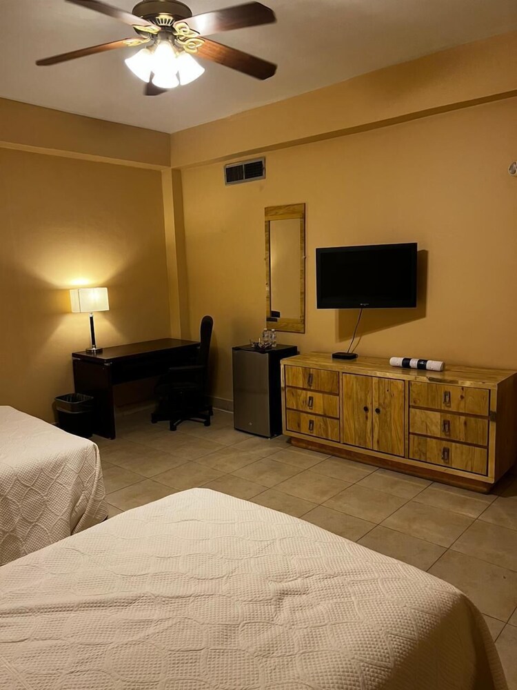 Nuevo Laredo Vacations - Meson Del Rey - Property Image 3