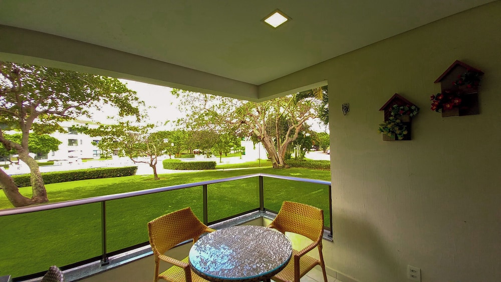 Flats no Carneiros Beach Resort