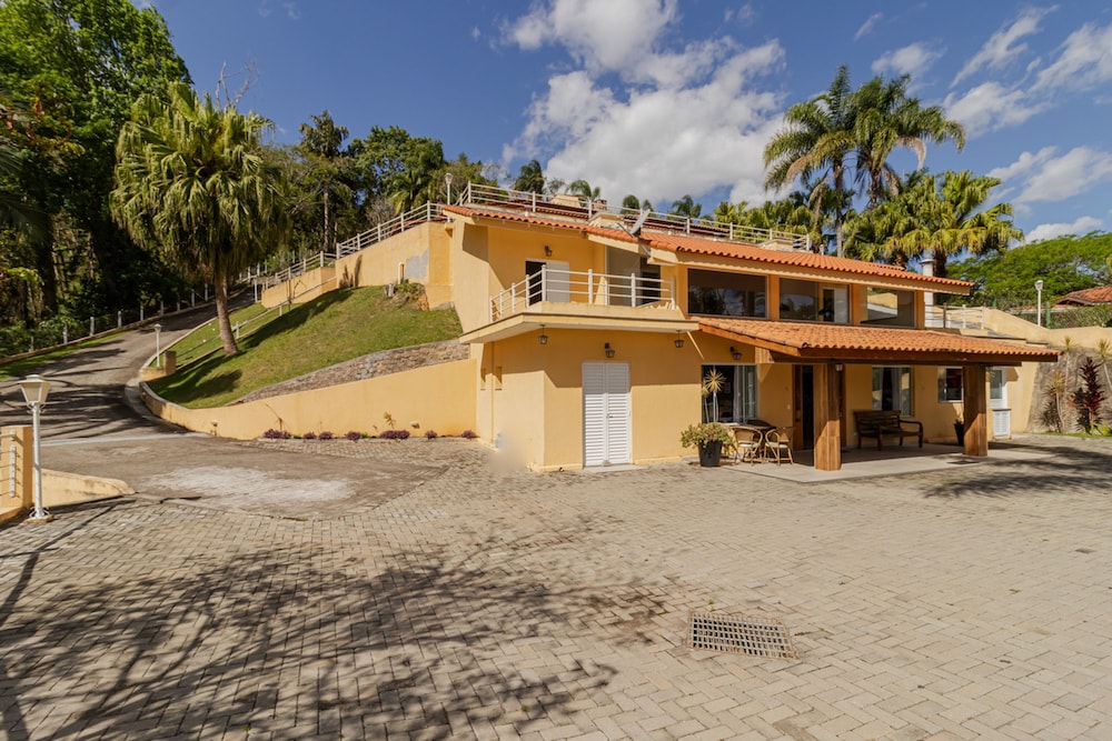 Casa de Campo com Vista Piscina e rea Gourmet