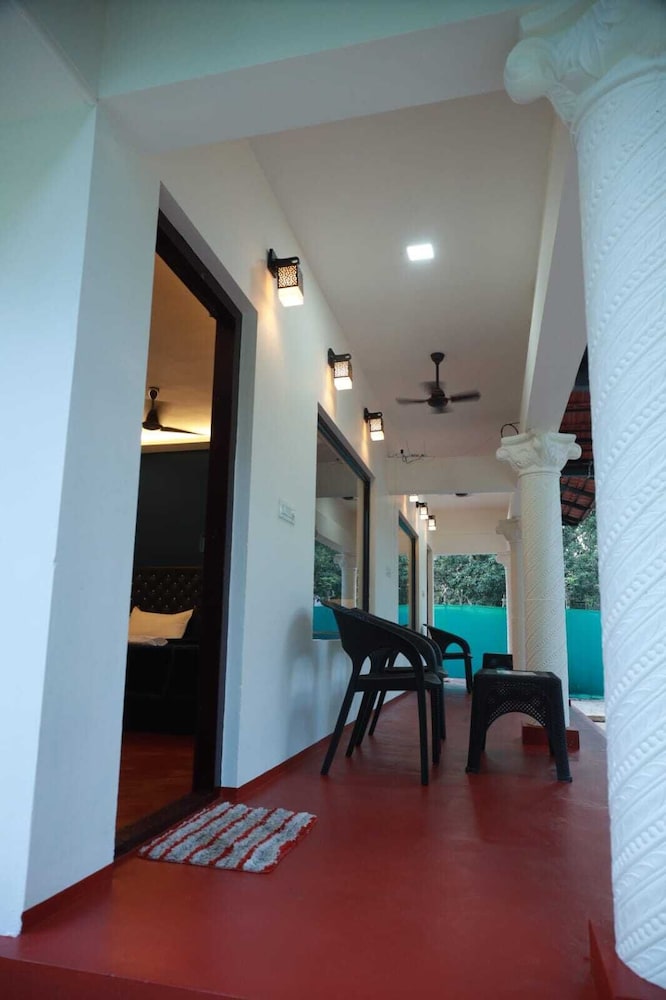 Kadal Beach House Marari