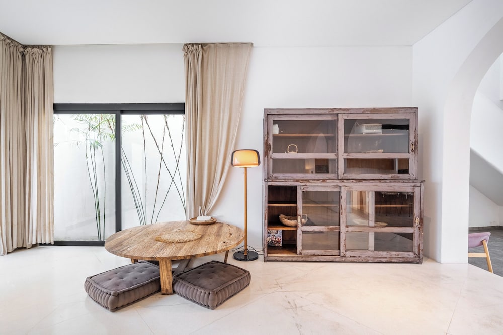 Bianca Villa by Betterplace