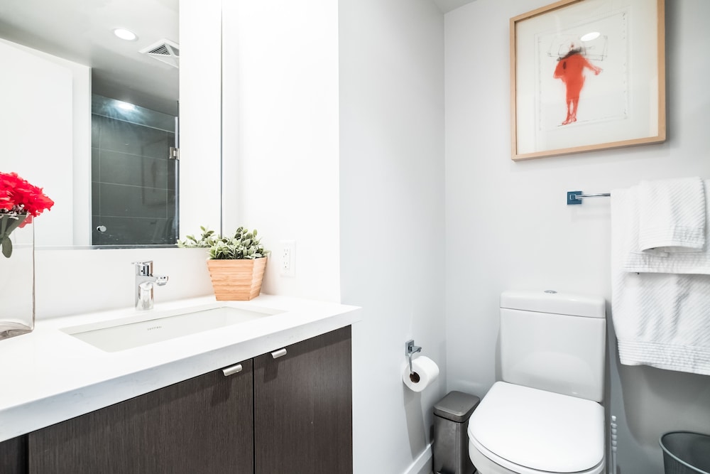 QuickStay - Luxury Executive in Yorkville (Yonge & Bloor)
