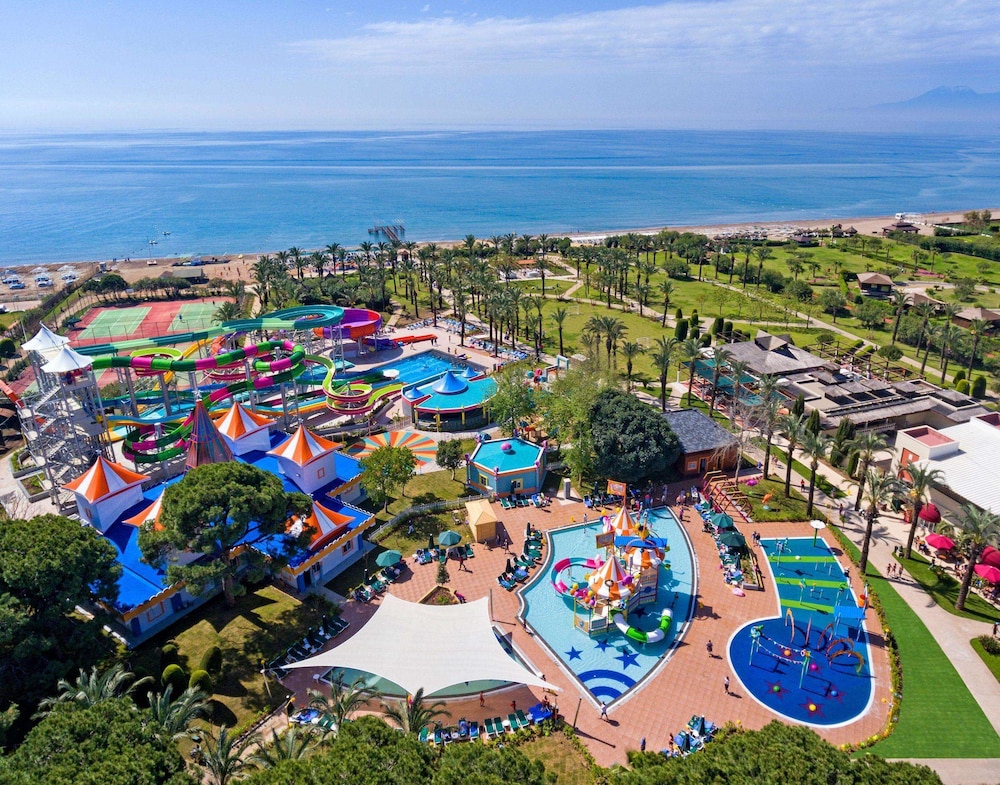IC Hotels Green Palace & Villas
