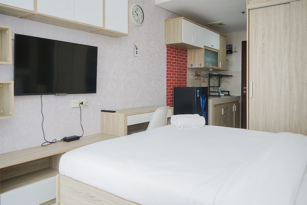 Cozy and Tidy Studio Apartment at Springwood Residence Tangerang