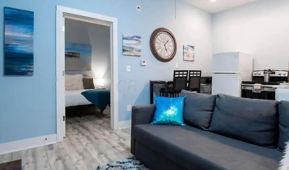 Jungle House Boutique Lofts – Downtown Columbus & Short North