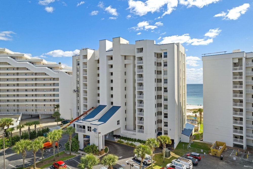 Seaspray East 924- Gulf Front view 4