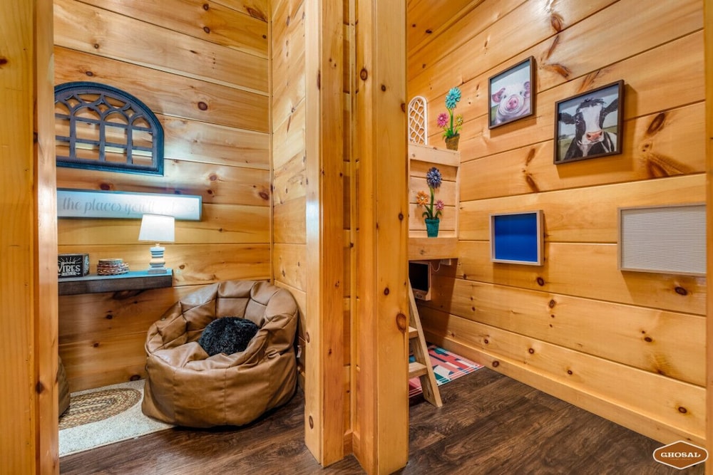 Lovers Suite by Ghosal Luxury Lodging