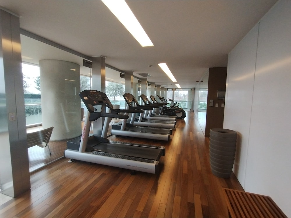 Astor Views - Modern 1BR Apartment in Nu ez