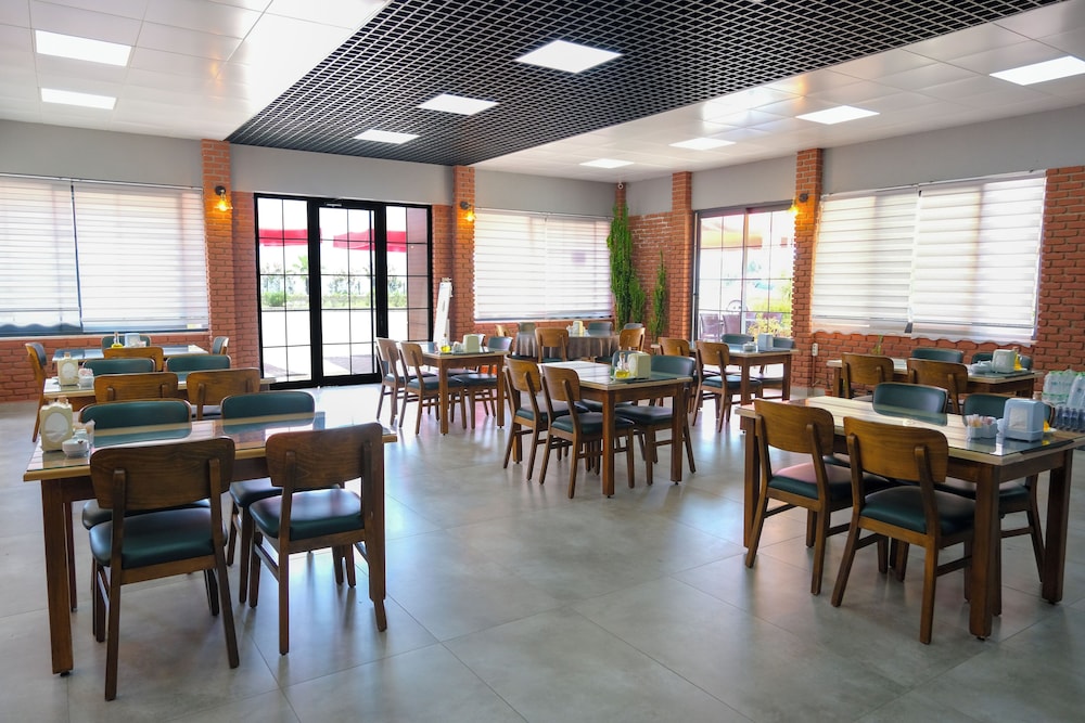 Azak Blue Otel