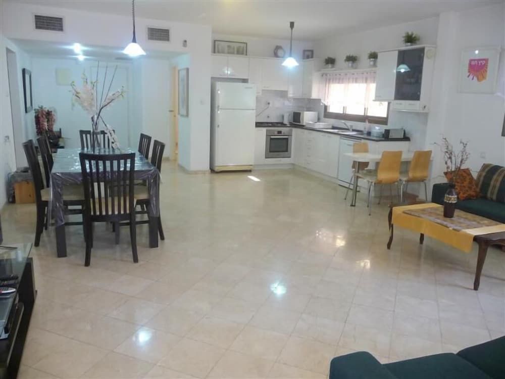 Elena Apartments