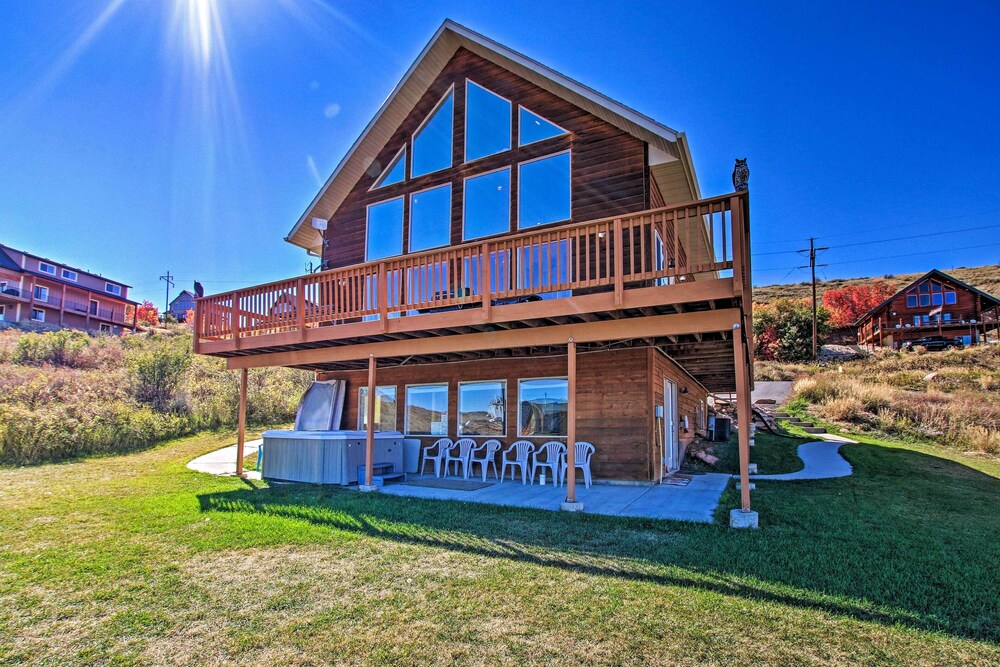 Garden City Lake House: Hot Tub & Views! view 5