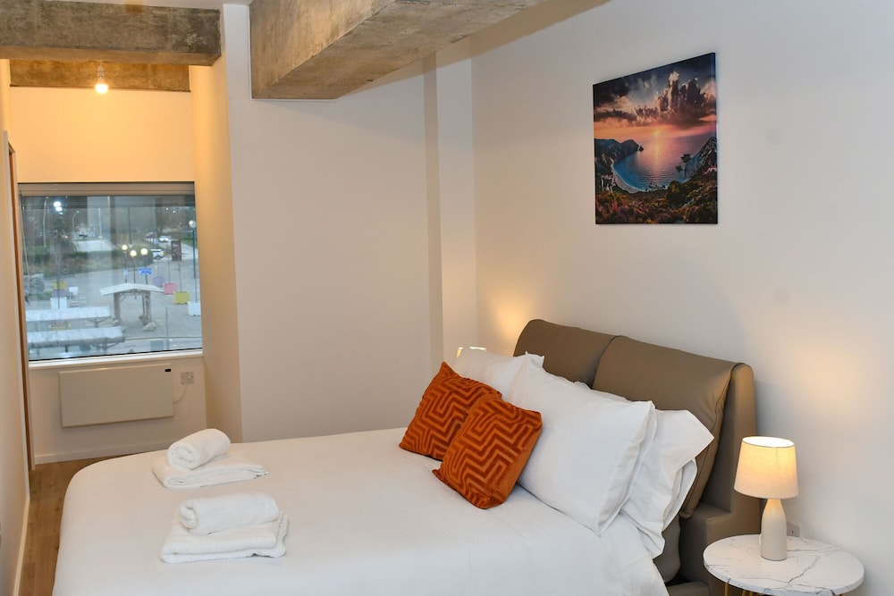 Station House Apartments view 3
