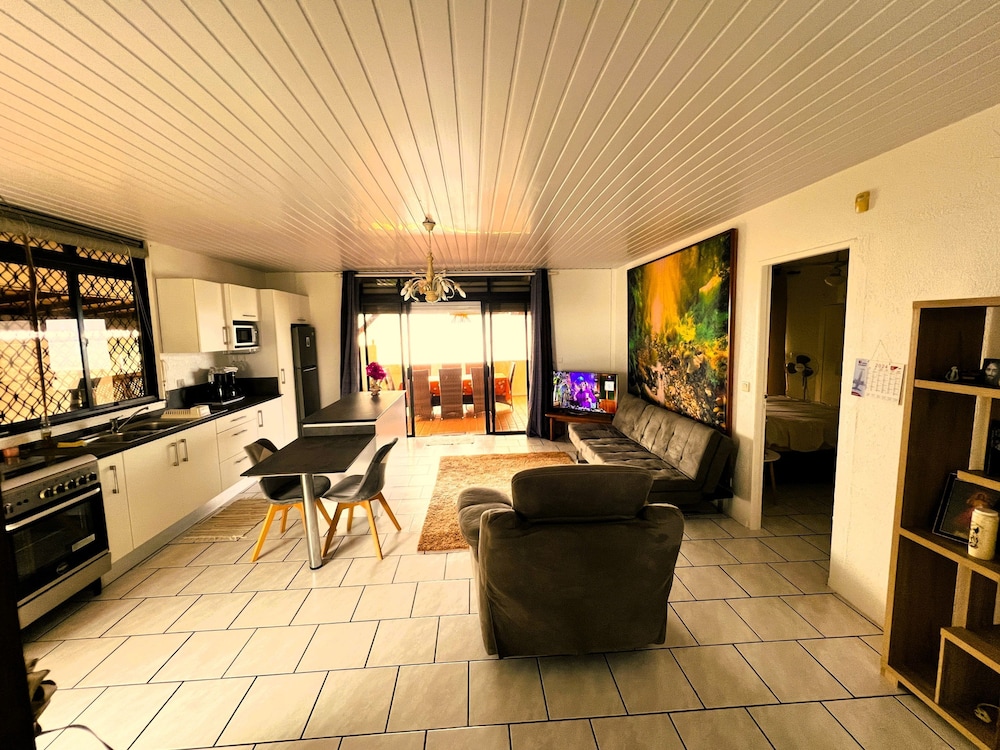 Tahiti - The Cozy Corner