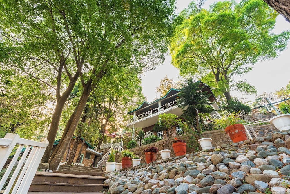 Echor Malusara Lakeview Retreat Bhimtal