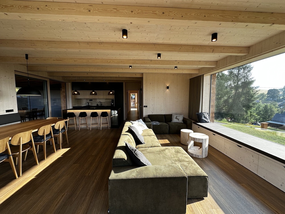 Holiday Home in Roprachtice With Sauna & Jacuzzi