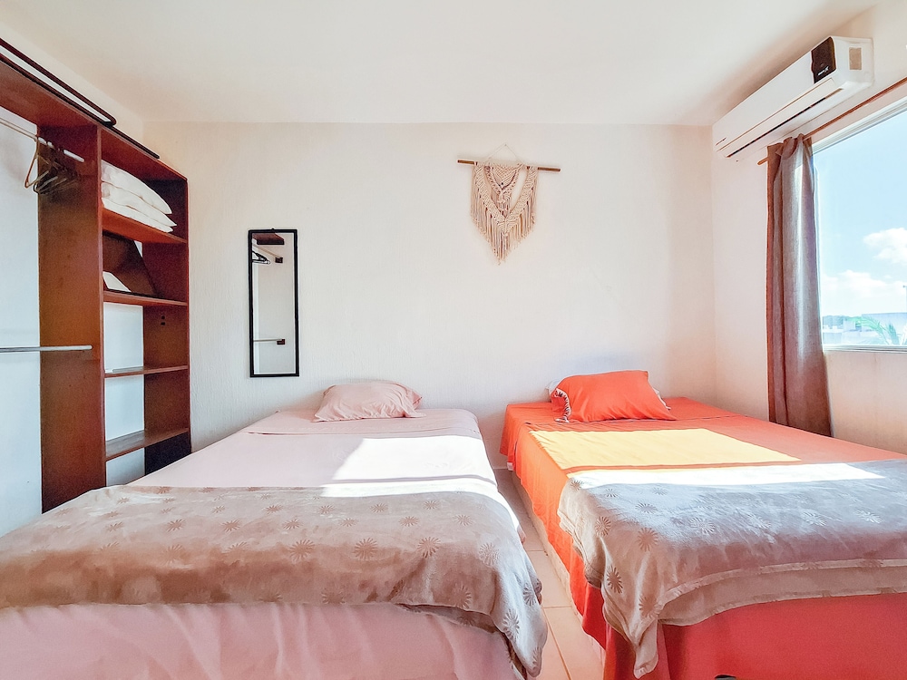 Playa House 4 Bedrooms Pool and More