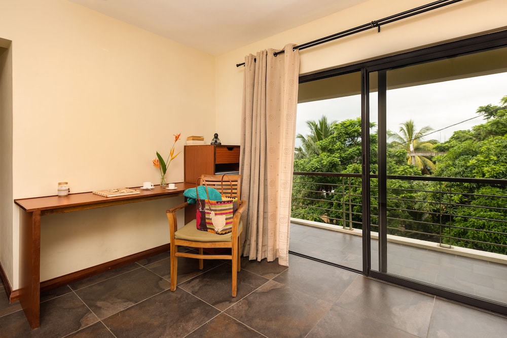 Happy Days Guest House