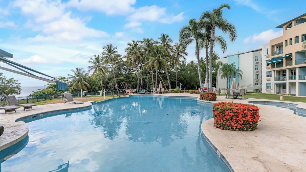 Tropical Escape With Pool Tennis Cabo Rojo
