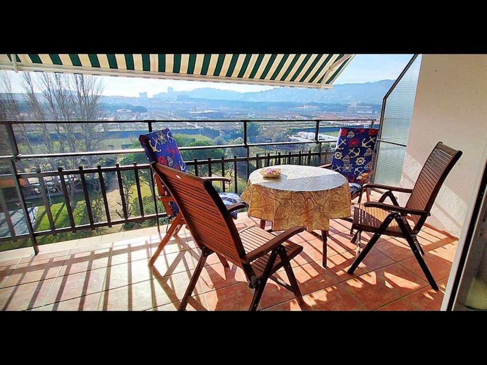 Beautiful Apartment In Residential Complex