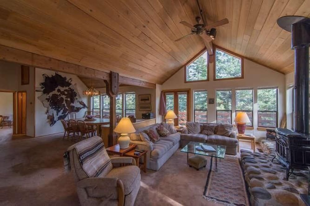 Atkin 4 Bedroom Holiday Home By Tahoe Truckee