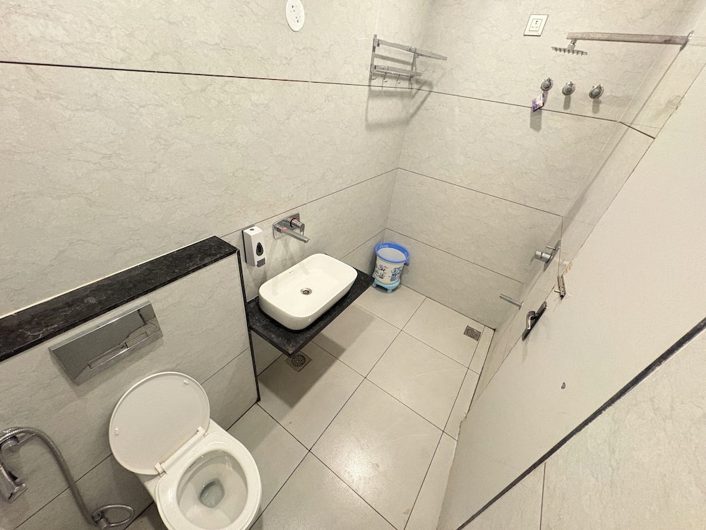 Hotel Shree Shyam alok Khatoo