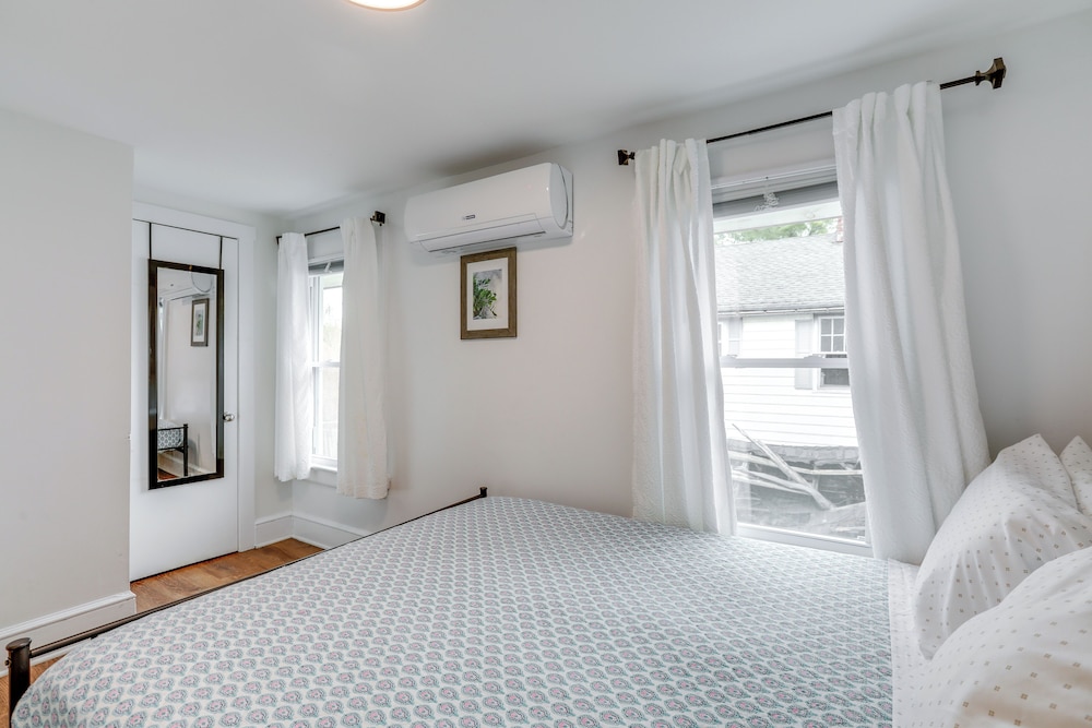Walkable Dtwn Townhome Near Campus & Palmer Square