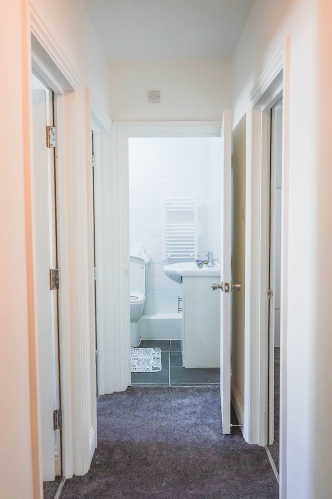 Dover Vacations - 1 Bed Flat in Pedestrianized High Street - Property Image 9