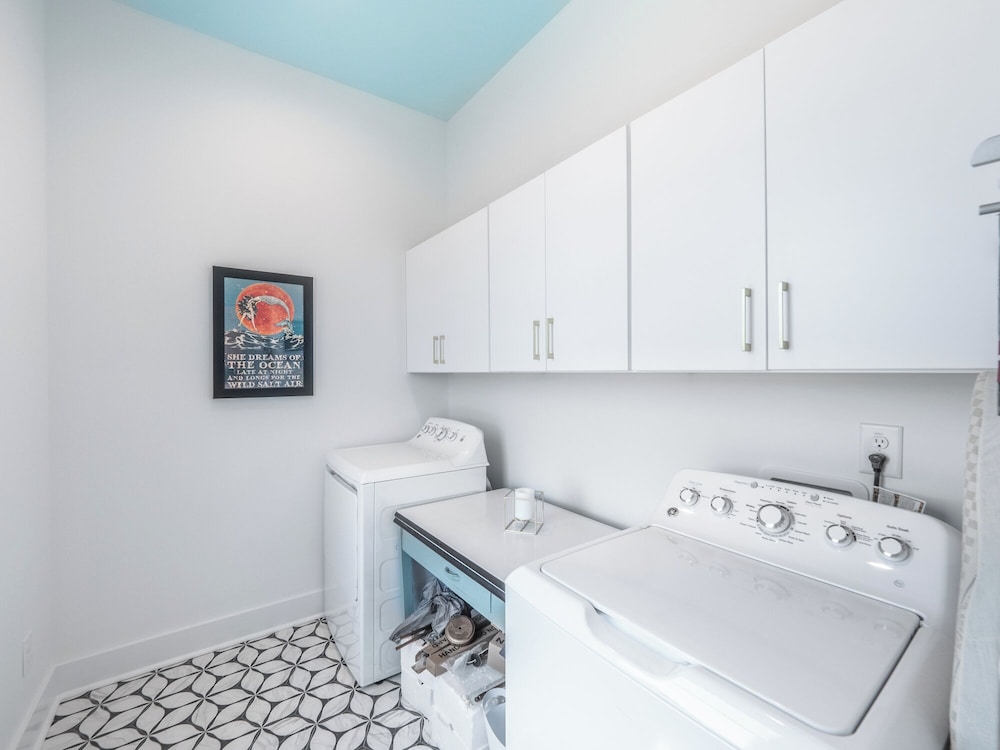Channel 6 by Topsail Realty