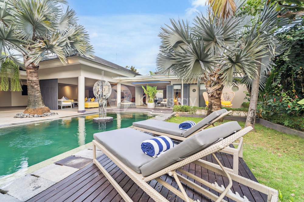 Atelier Villa by Kozystay - Sanur