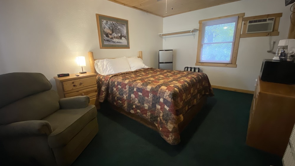 Fawndale Lodge view 2