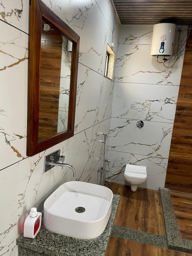Elan Jawai Resort & Wildlife