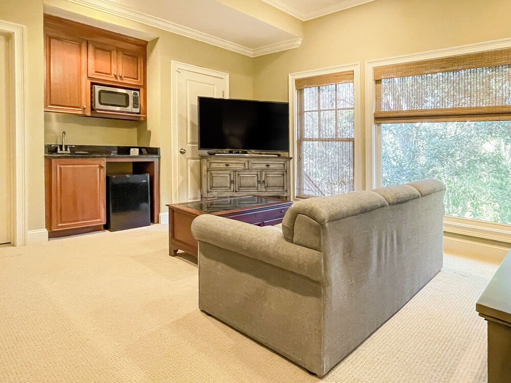 90 Shell Ring Road at The Sea Pines Resort view 4