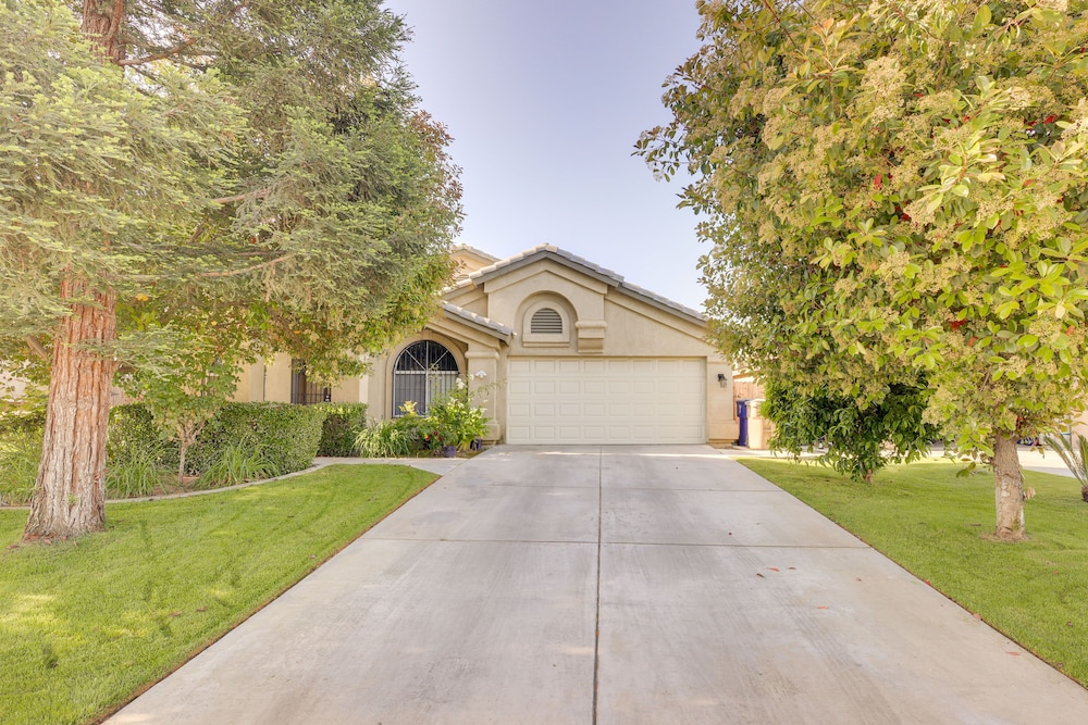 Bakersfield Vacations - Pet-friendly California Retreat w/ Fenced-in Yard! - Property Image 1