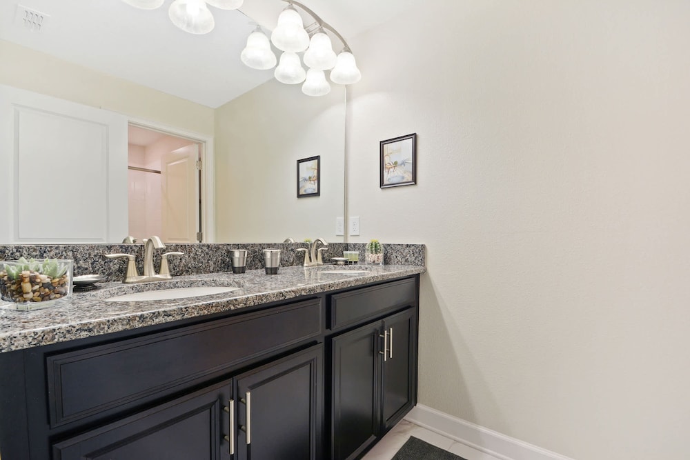 Wonderful 4Bd With Pool at Storey Lake Resort 4819