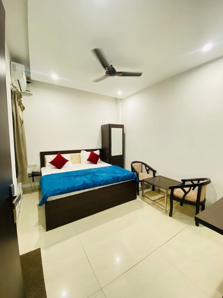 Hotel Star Karnal