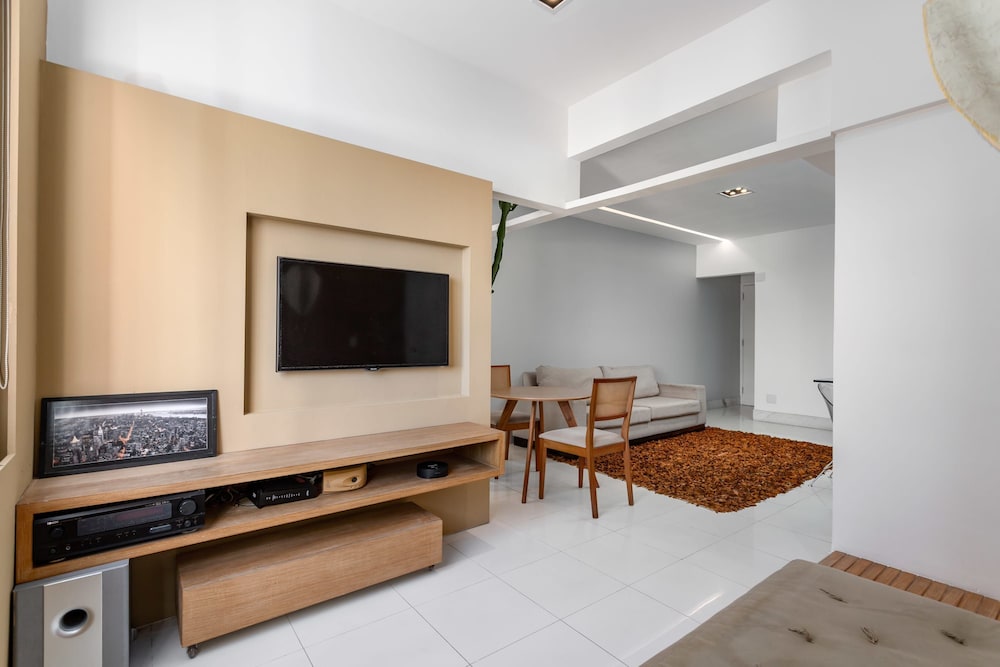 De Paiva - Modern 1-bedroom in Leblon