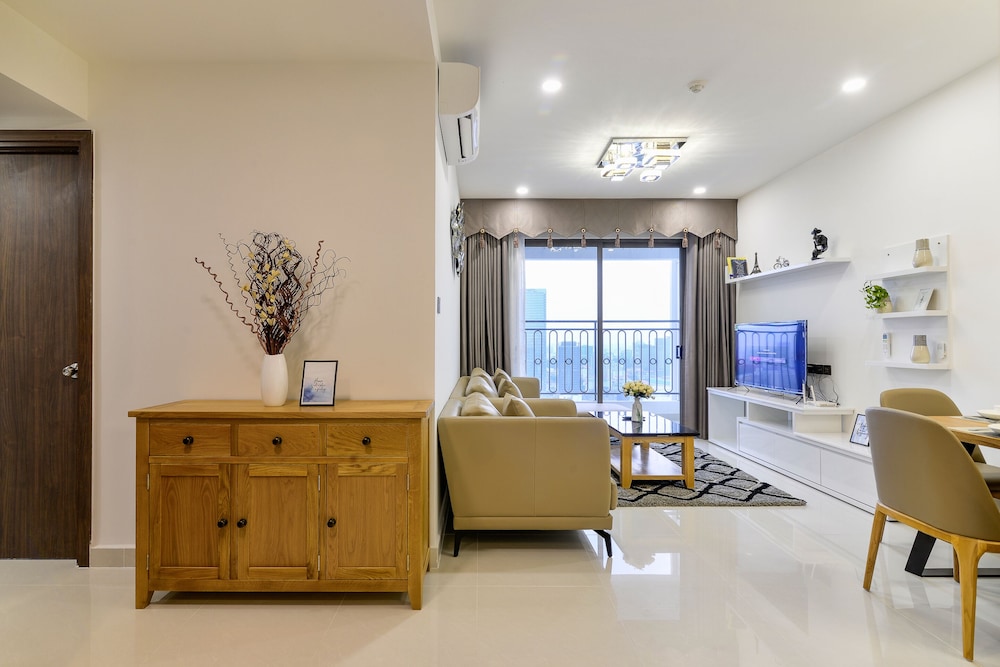 Riverside Residence - Saigon Royal