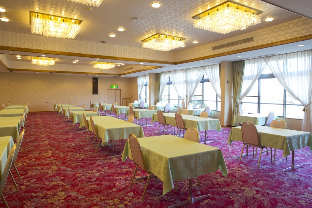 Green Hotel