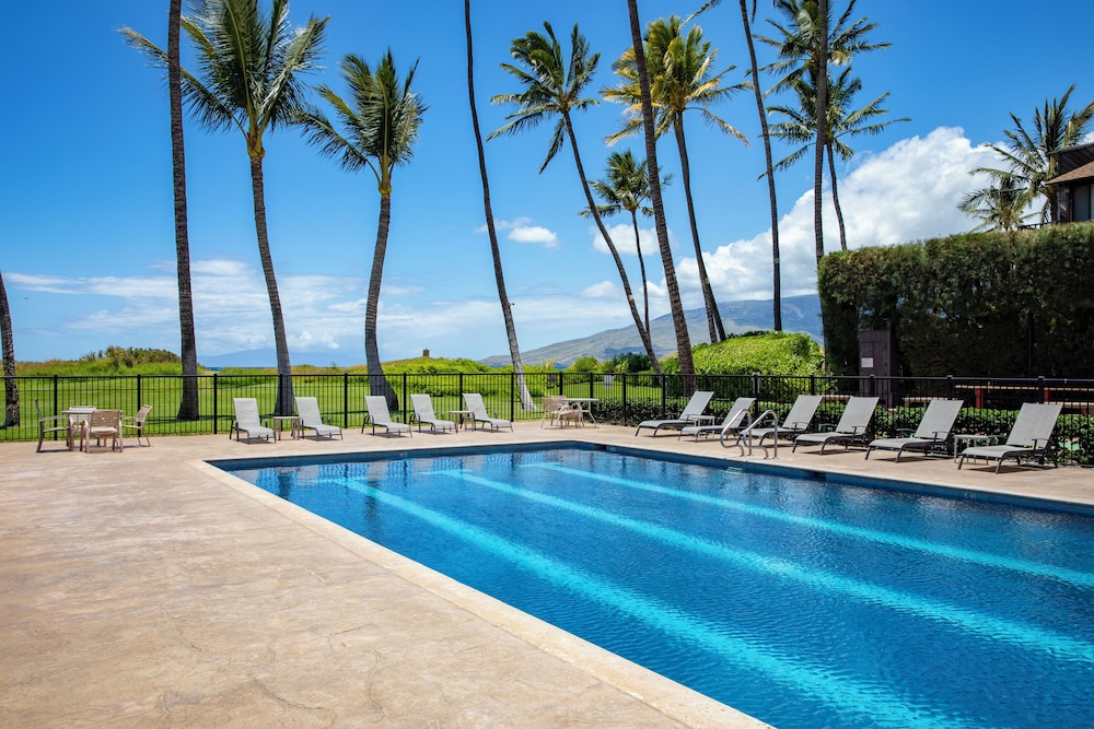 Waiohuli Beach Hale Ocean View Condos with Parking
