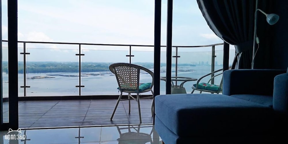 Picturesque View Suites