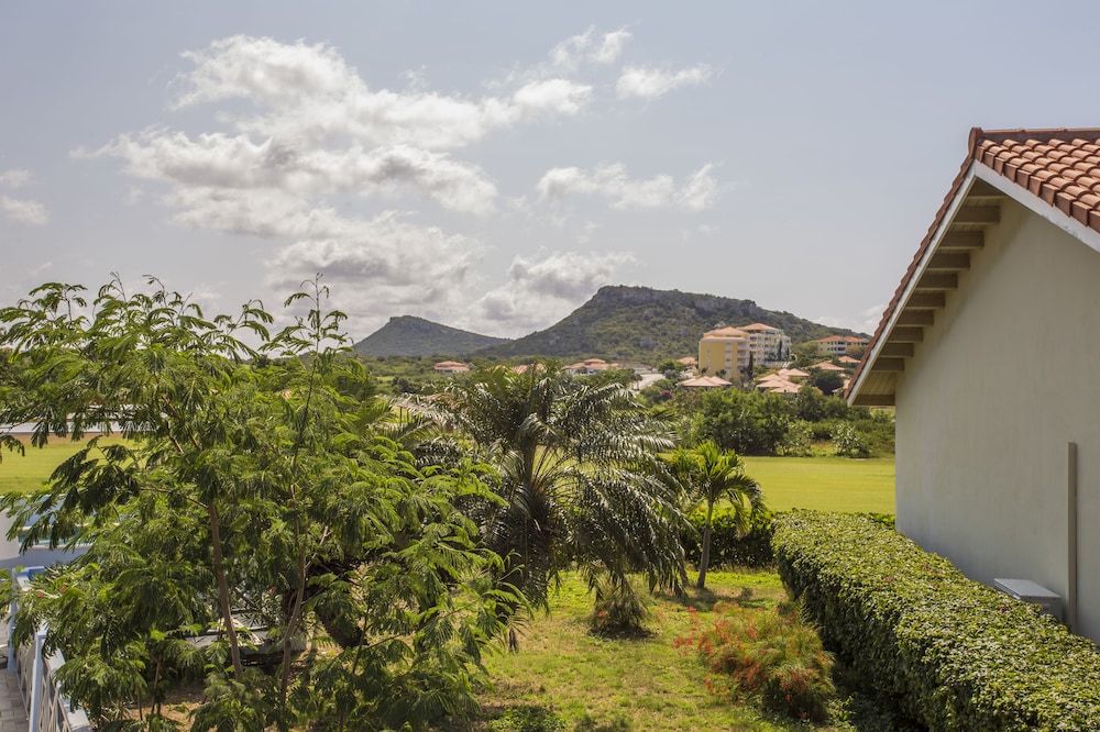 Blue Bay Bungalows